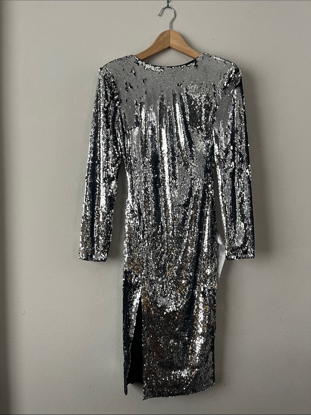 Dress the Population Silver Sequin Long Sleeve Dress Side Slits Size S NWT